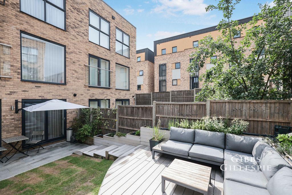 Property photo 2 of 18 Pbox-Img.Jpg