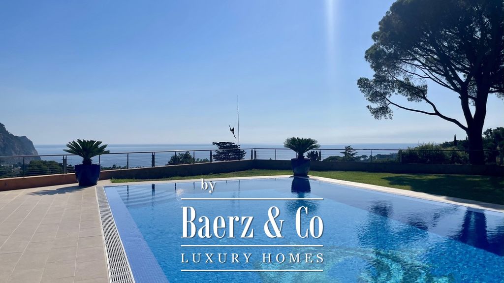 Property photo 1 of 39