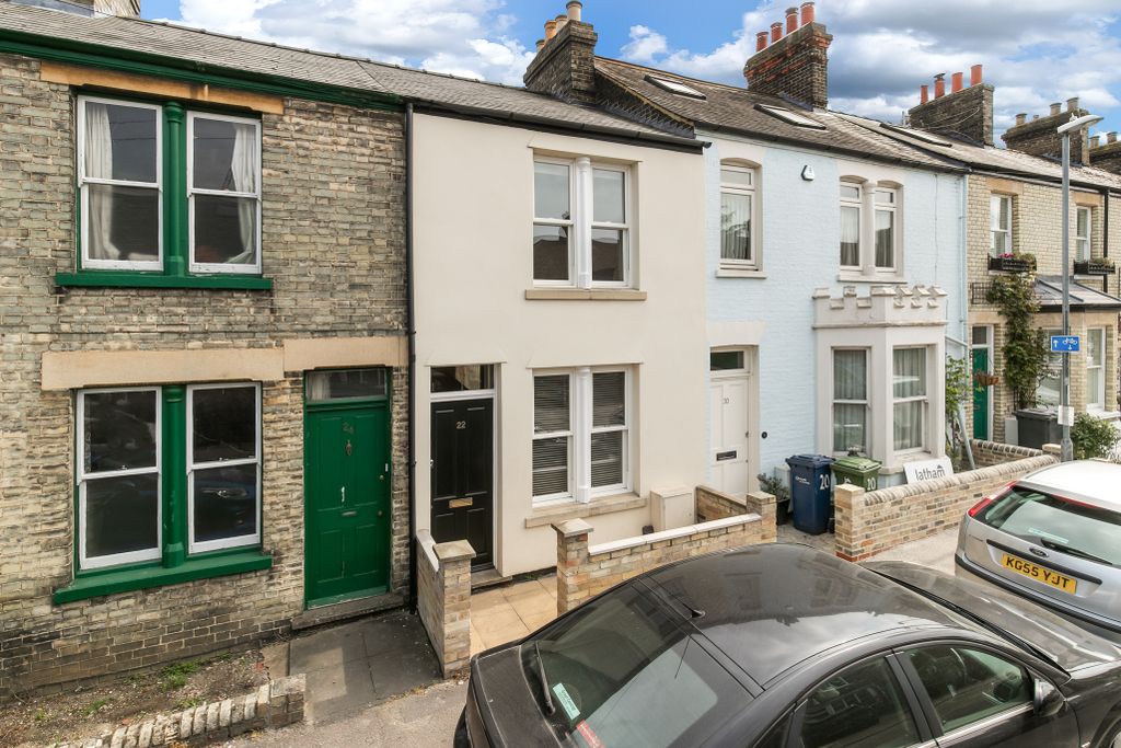 Property photo 1 of 17