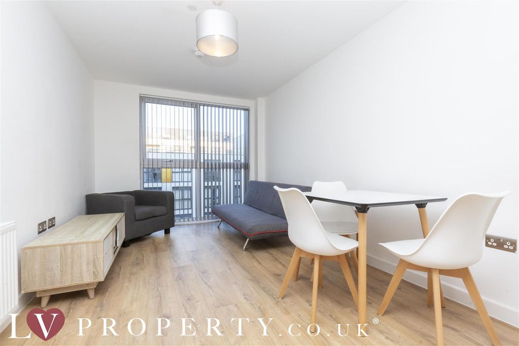 Property photo 3 of 10 N1.Jpg
