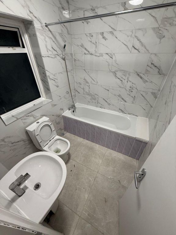 Property photo 3 of 8 Photo 3