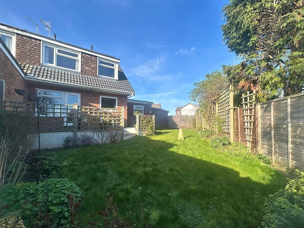 Property photo 2 of 15