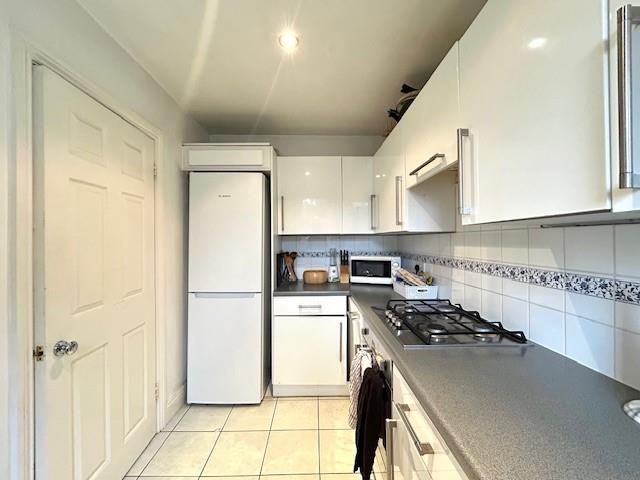 Property photo 3 of 14 Kitchen 1.Jpg