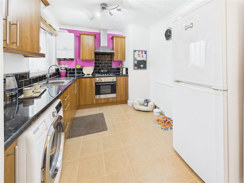 Property photo 3 of 14