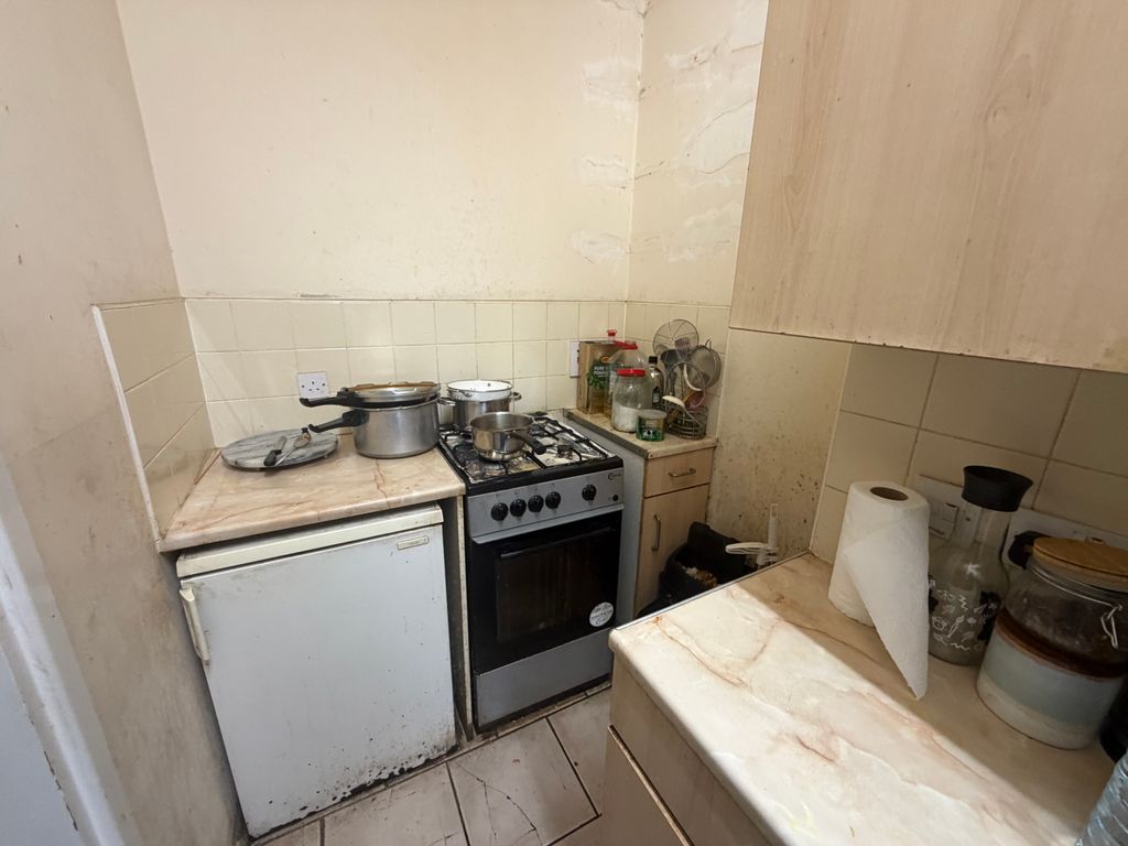 Property photo 1 of 4 Img_1478