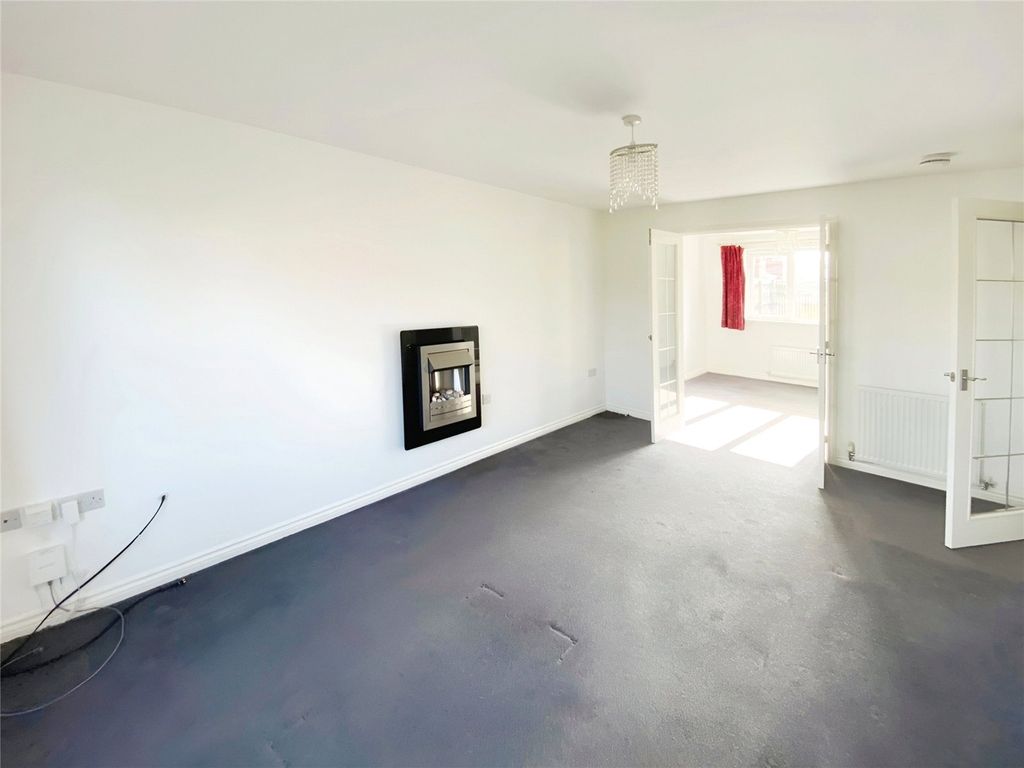 Property photo 3 of 15 Picture No. 36