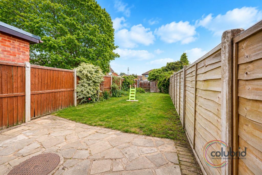 Property photo 2 of 11