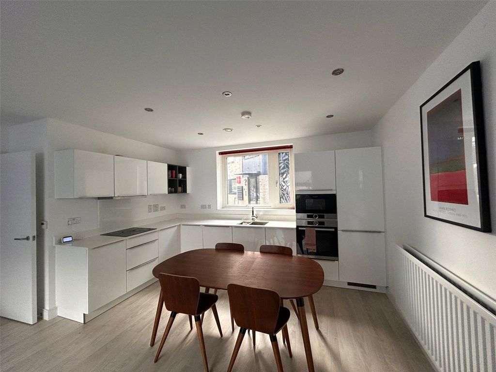 Property photo 3 of 7 Picture No. 07