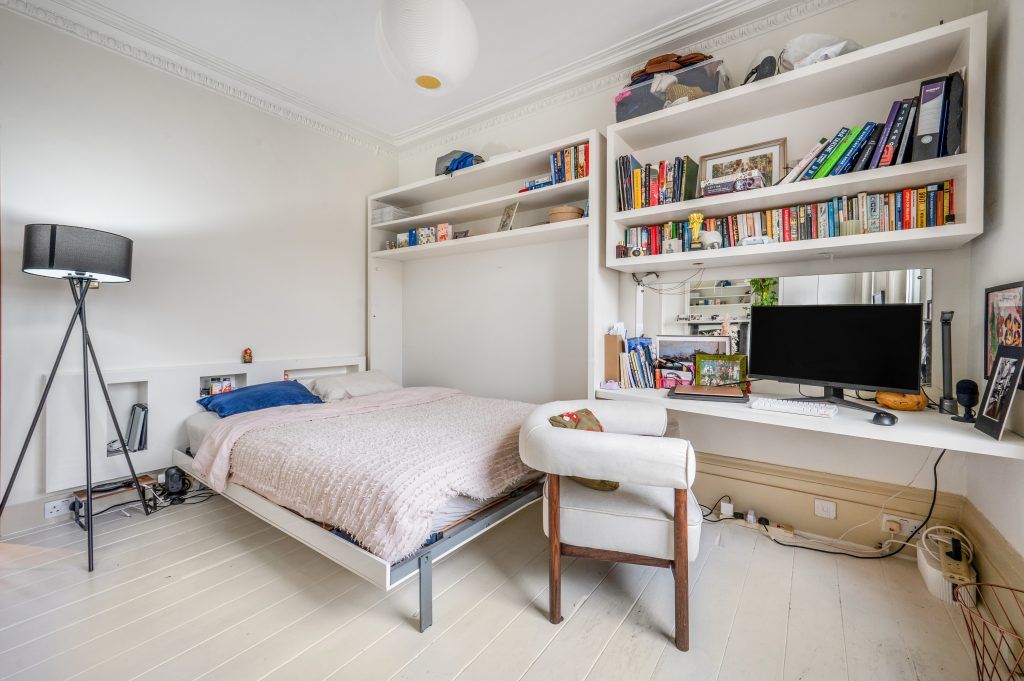 Property photo 3 of 11