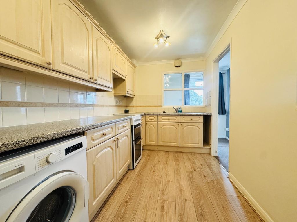 Property photo 3 of 10 Img_1038.Jpg