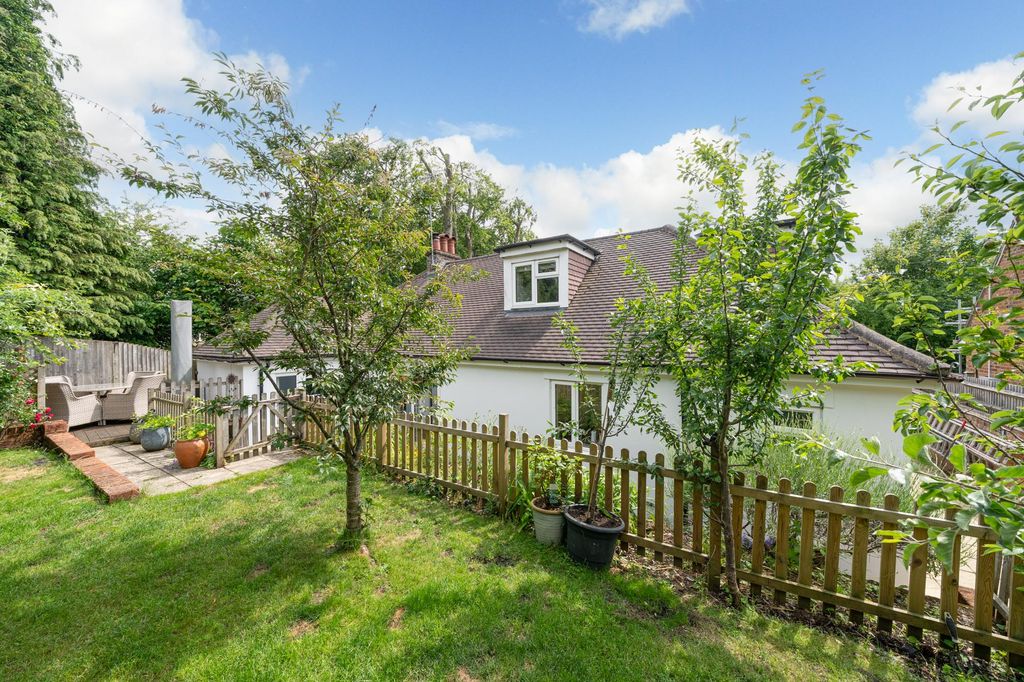 Property photo 2 of 22