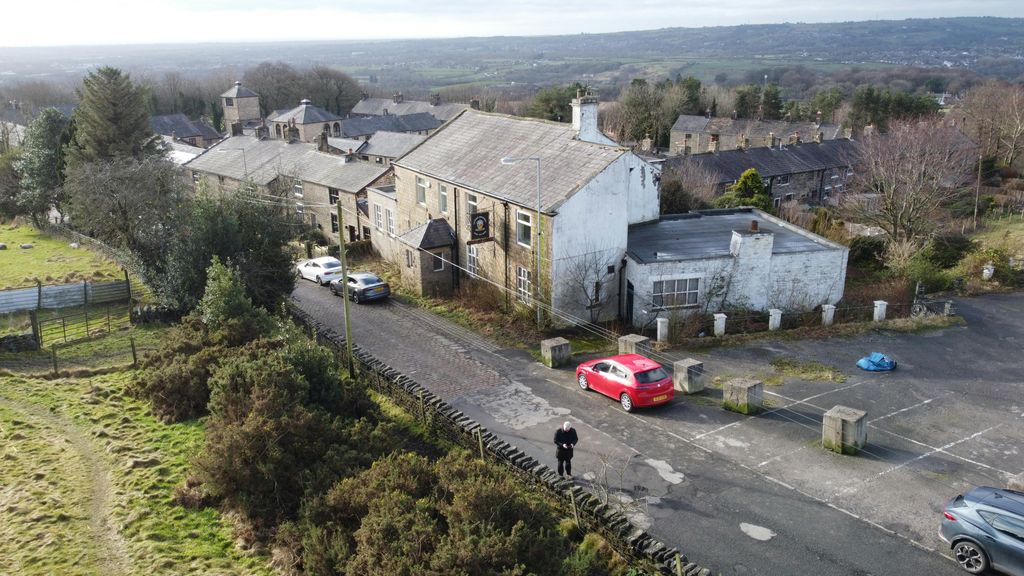 Property photo 2 of 7 Dji_0266.Jpg