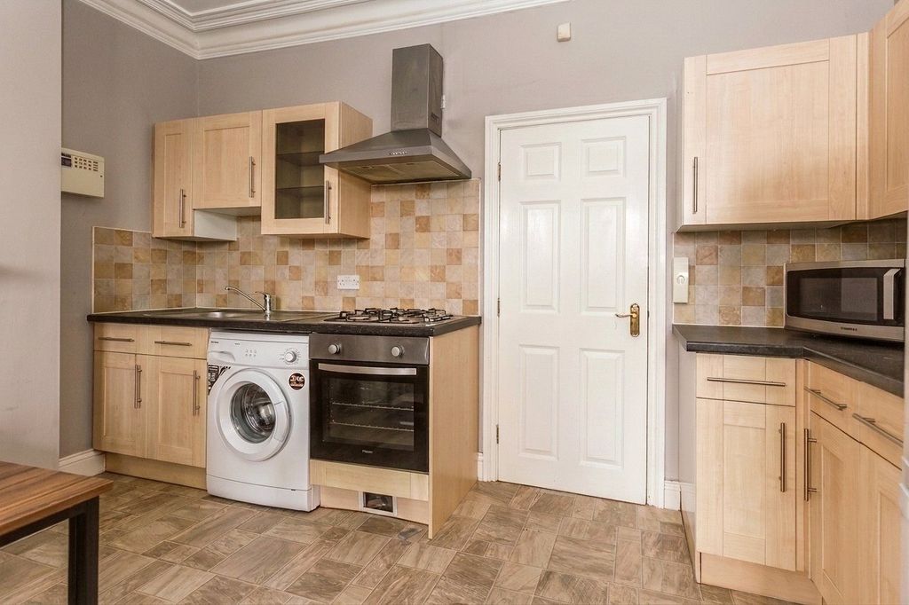 Property photo 3 of 6 Picture No. 15