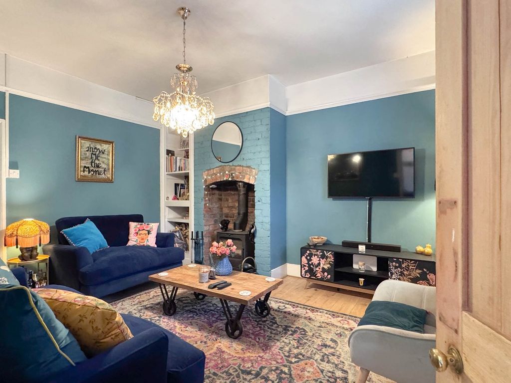 Property photo 3 of 36