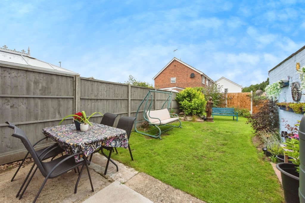 Property photo 2 of 17