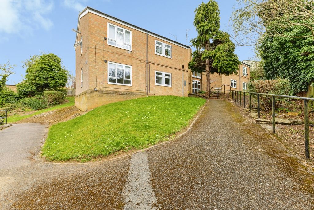 Property photo 1 of 14 Front