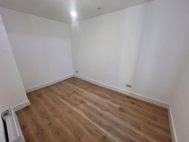 Property photo 3 of 6 Bedroom