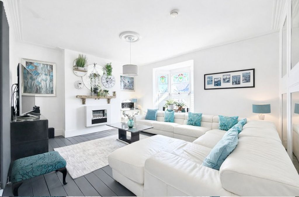 Property photo 2 of 30 Bedroom 1 / Currently The Lounge