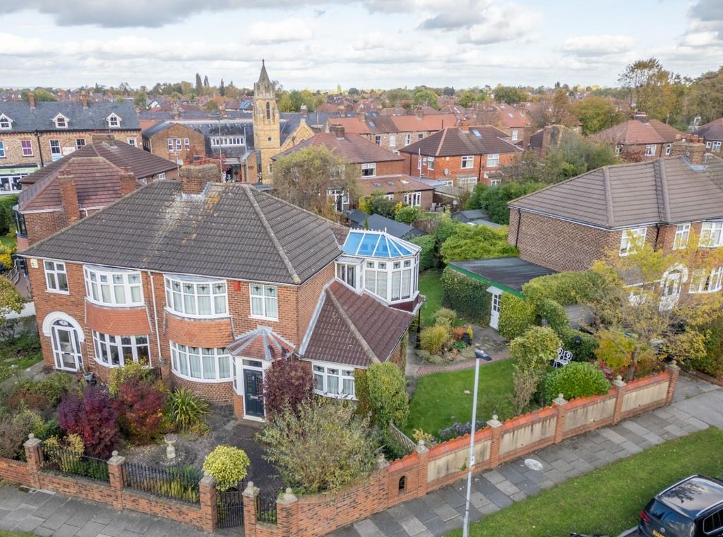 Property photo 1 of 19 Heworth Hall Drive (3 Of 35).Jpg