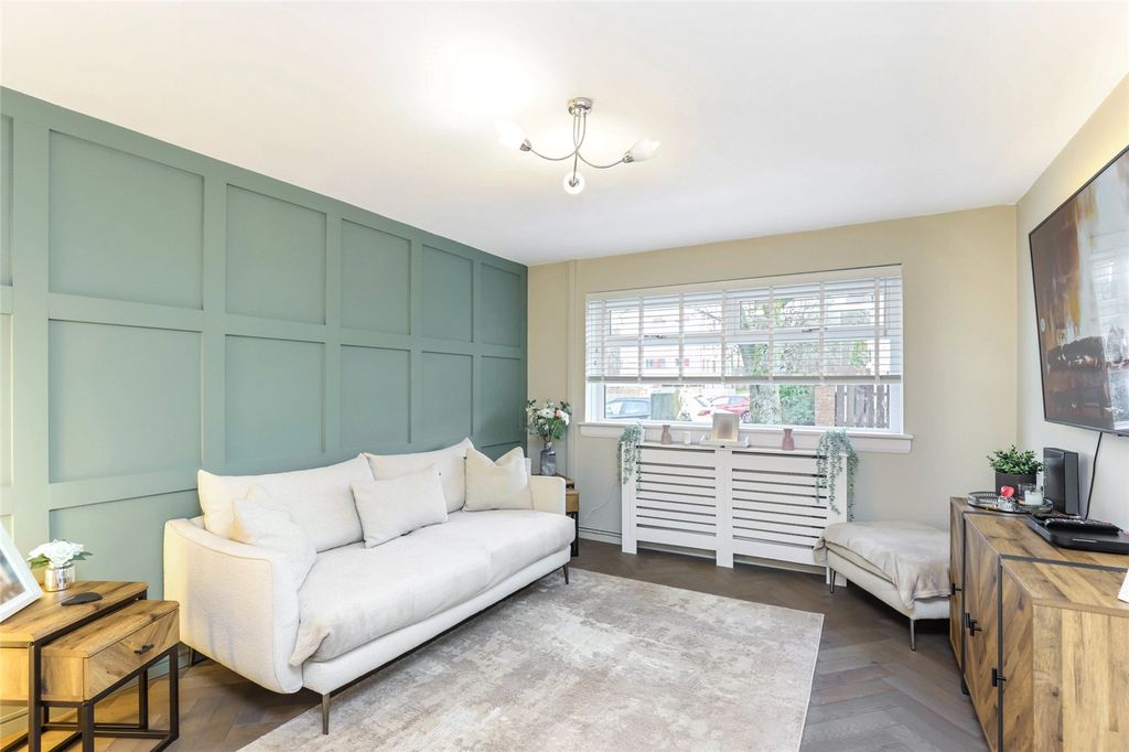 Property photo 3 of 21 Picture No. 04