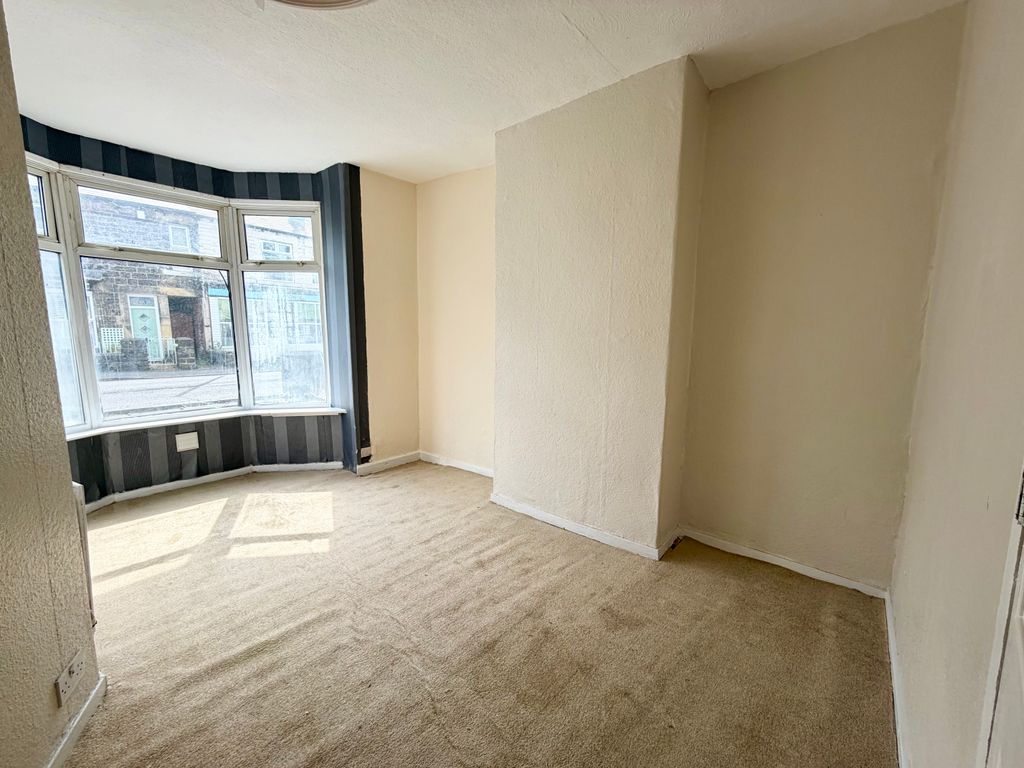 Property photo 2 of 16 Img_2786