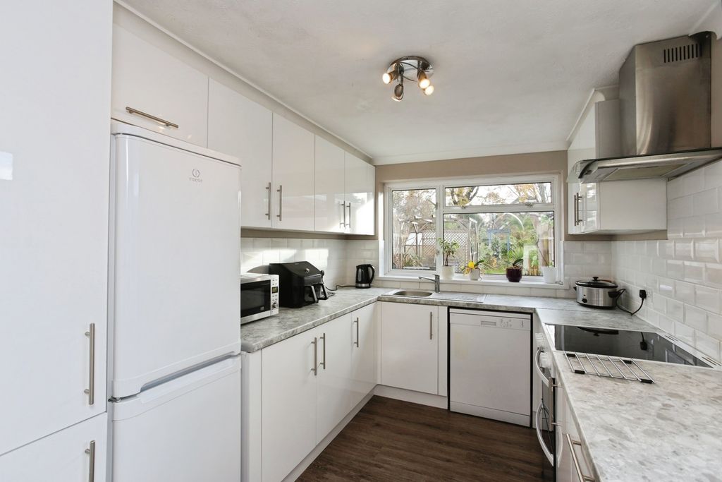 Property photo 2 of 14 Pbox-Img.Jpg