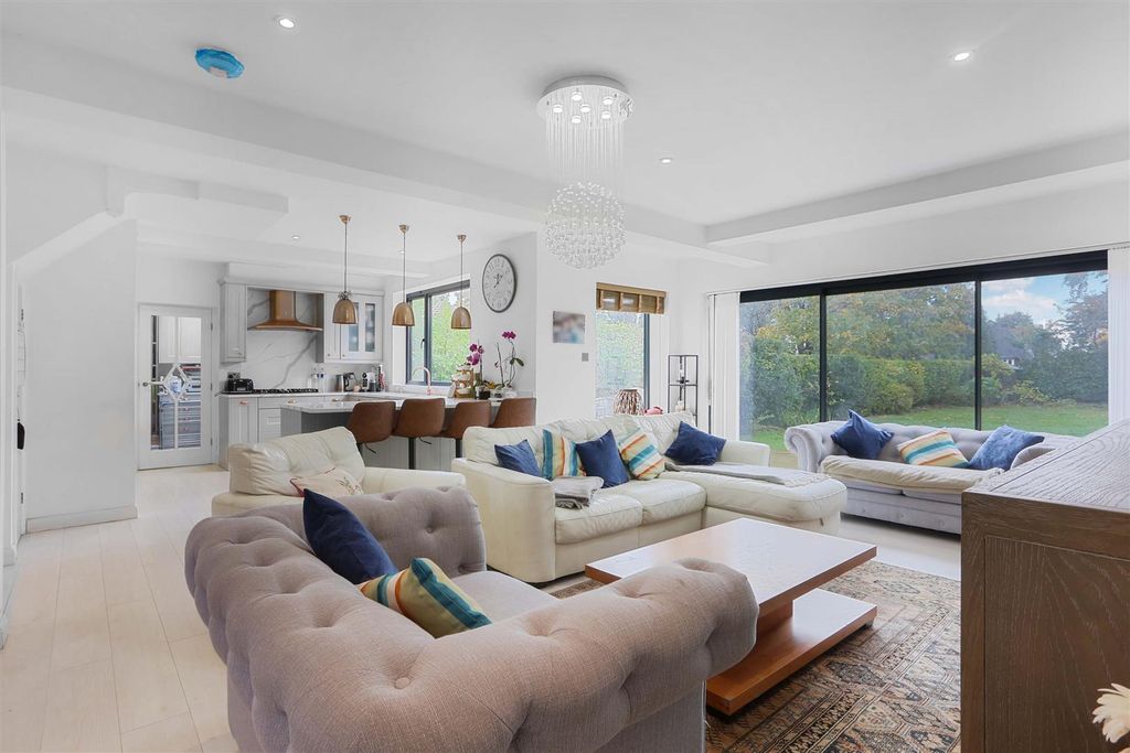 Property photo 2 of 35 1551564196 - 7.Jpg