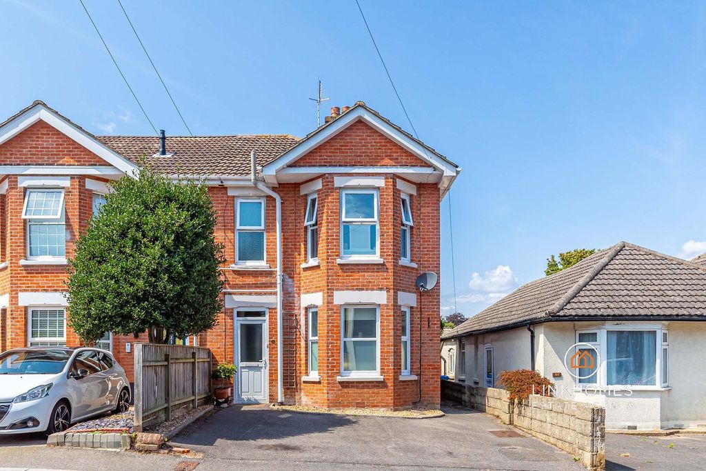 Property photo 1 of 28