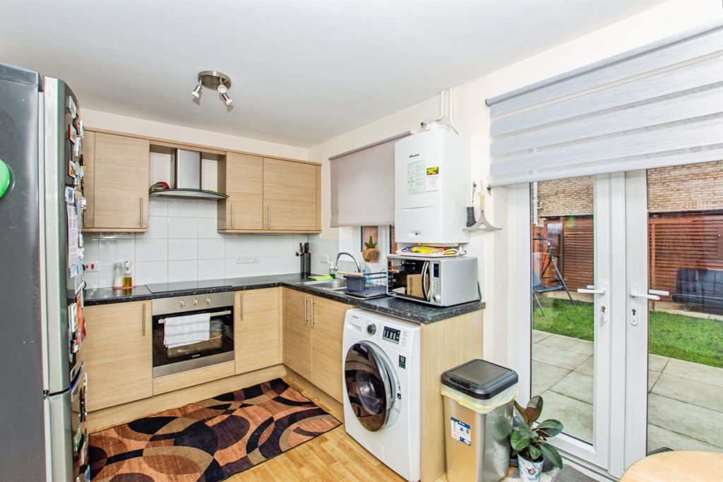 Property photo 2 of 18