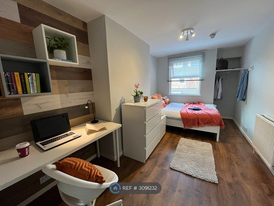 Property photo 1 of 21