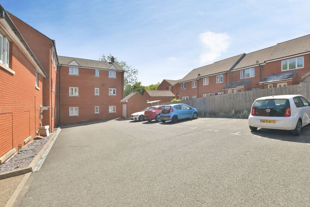 Property photo 3 of 13 Pbox-Img.Jpg