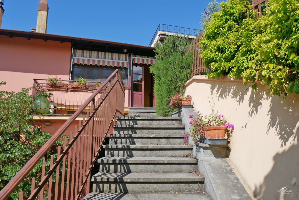 Property photo 3 of 32