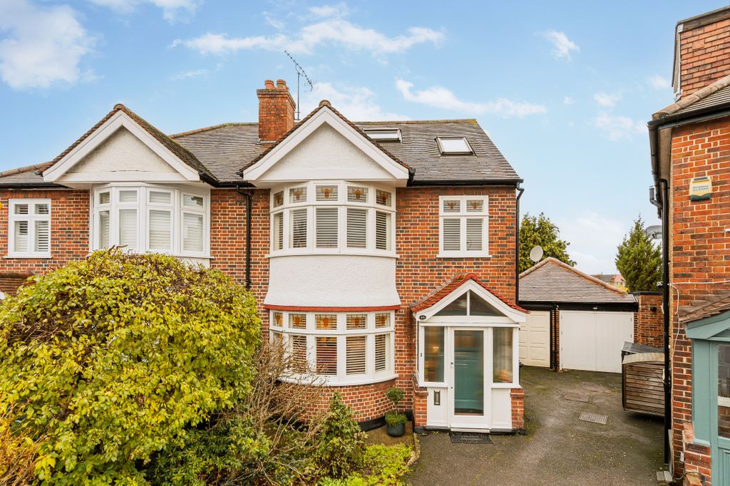 Property photo 1 of 19 Chalfont Way (1)