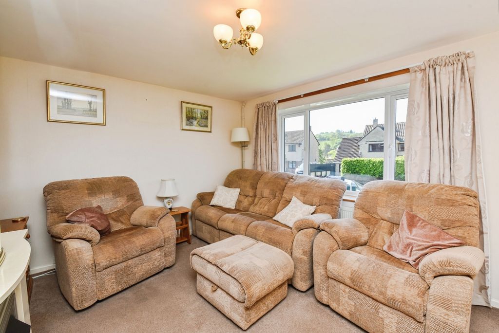 Property photo 3 of 17 Photo