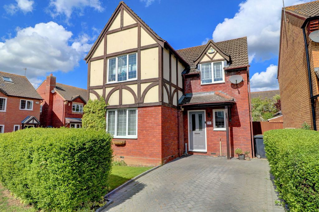 Property photo 1 of 17