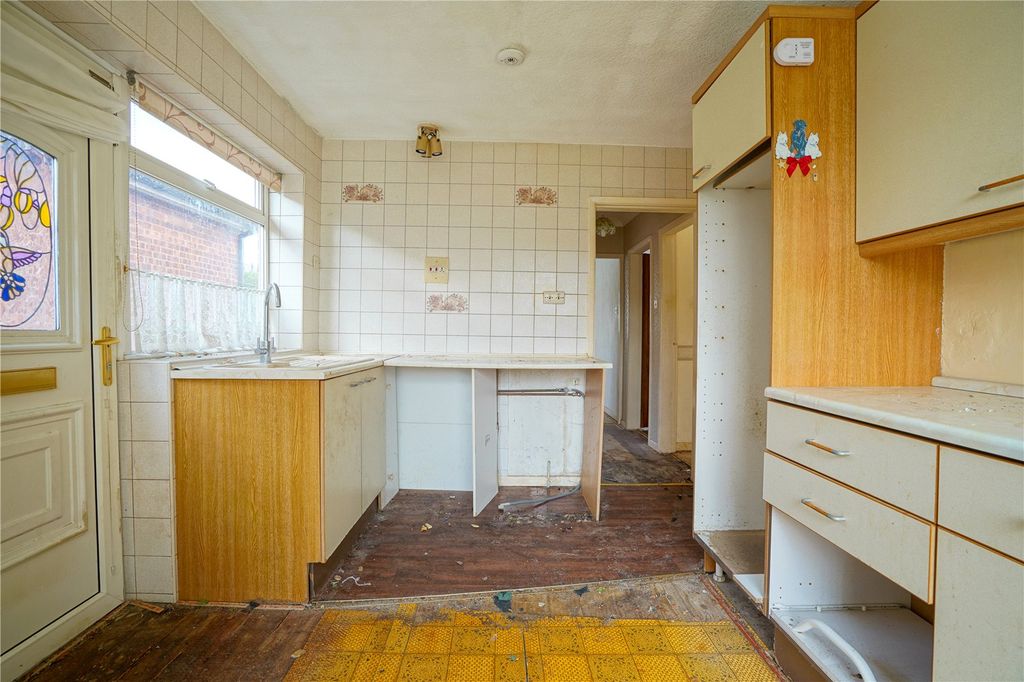 Property photo 3 of 11 Picture No. 08