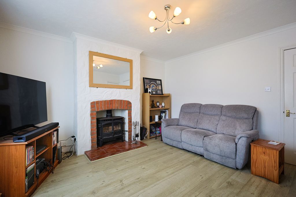 Property photo 2 of 11 Photo 1