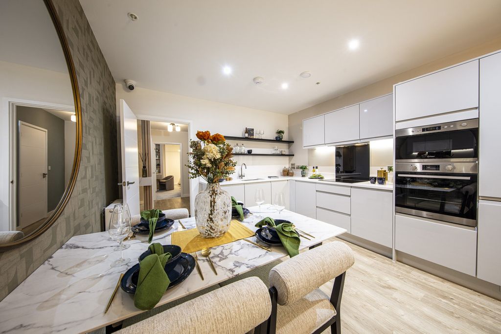 Property photo 3 of 25