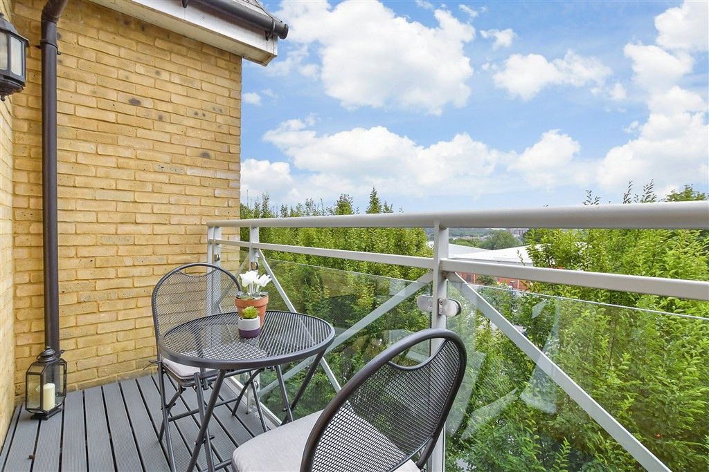 Property photo 2 of 15 Balcony / Terrace