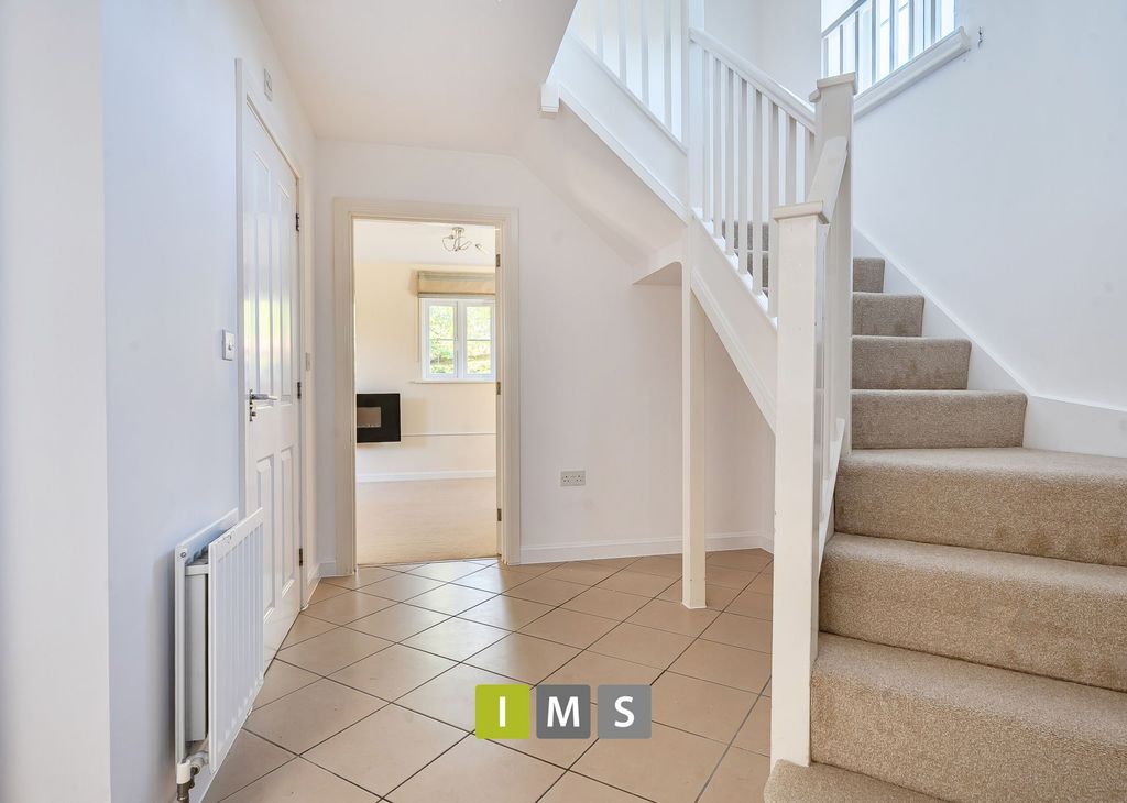 Property photo 2 of 22