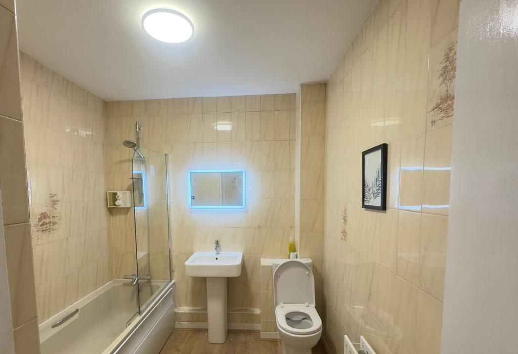 Property photo 2 of 11