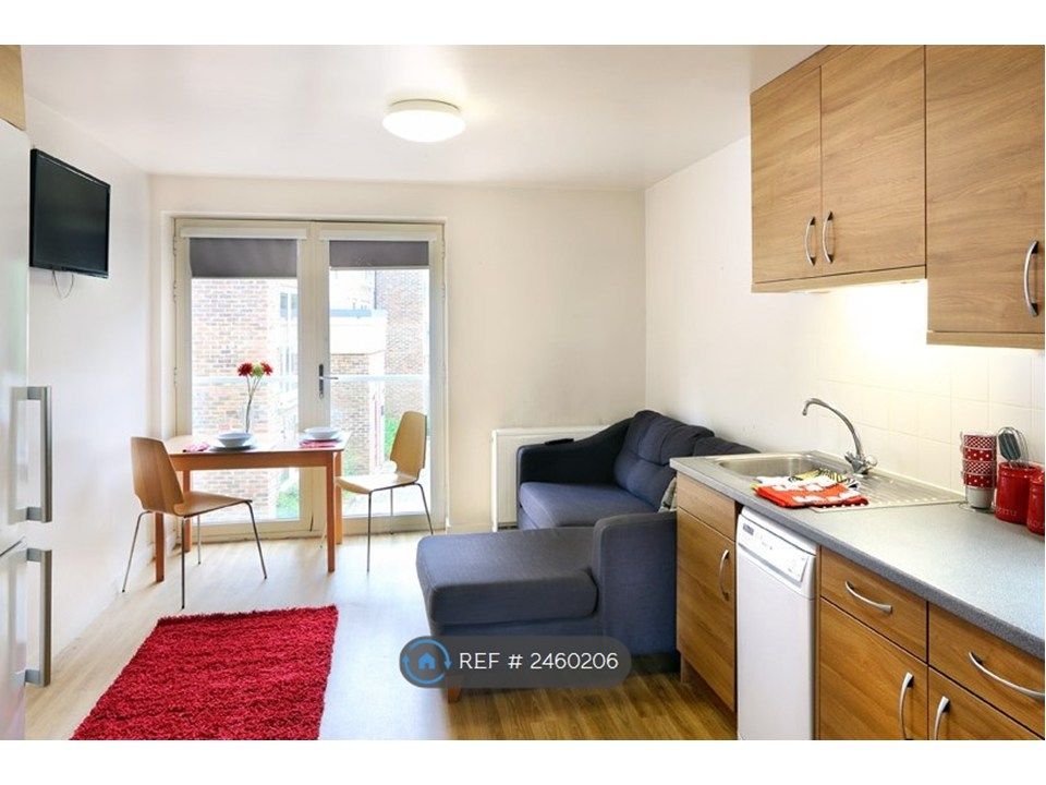 Property photo 1 of 5