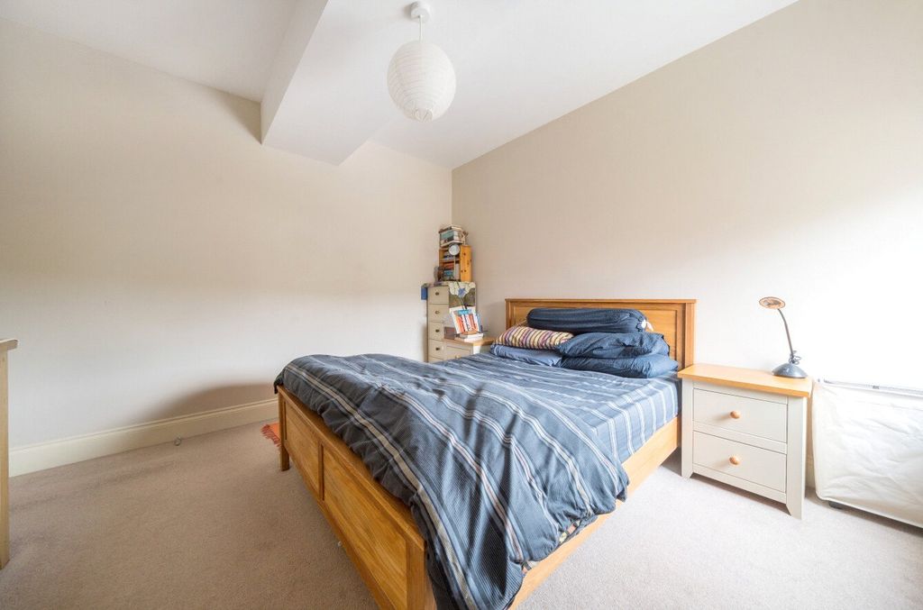 Additional image 4 of 2 bed flat for saleClive Avenue, Church Stretton, Shropshire SY6