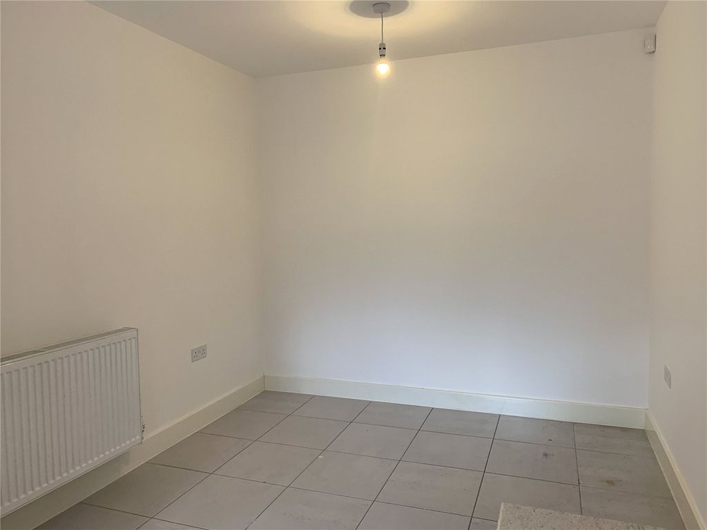 Property photo 3 of 19 Picture No. 06