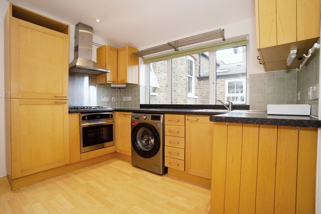 Property photo 2 of 10 2