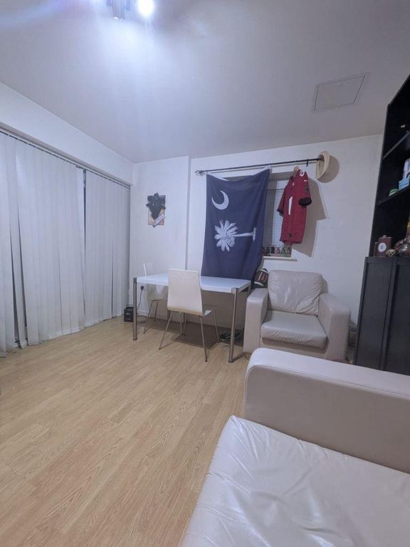 Property photo 2 of 5 Photo 2