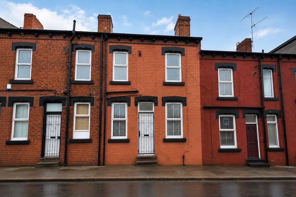 Property photo 1 of 8 9C49717C-95Ef-4172-80Aa-5E82Bbfb0151.Jpeg