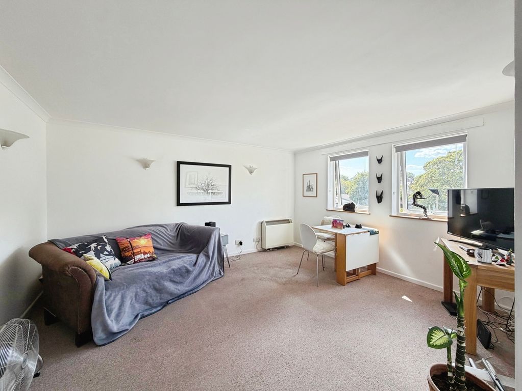 Property photo 2 of 7 Pbox-Img.Jpg
