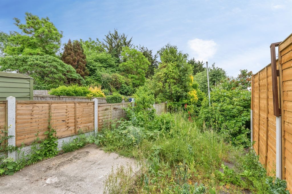 Property photo 3 of 13