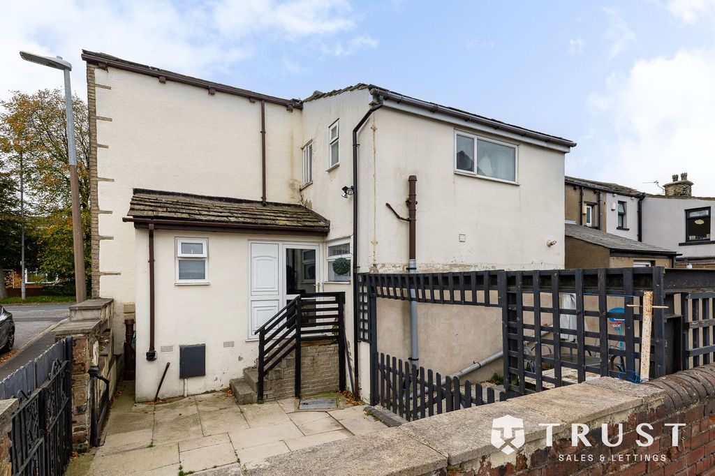 Property photo 3 of 29